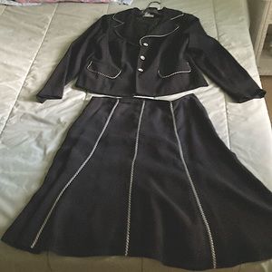 Skirt with matching blazer. Robbie Bee, Size 12. Previously worn.